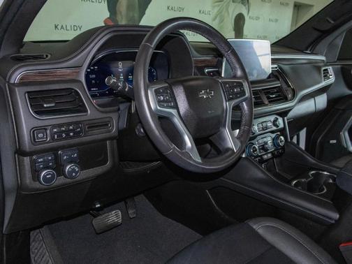 2022 Chevrolet Suburban Z71