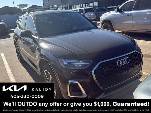 Mythos Black Metallic 2022 Audi Q5 45 S line quattro Premium