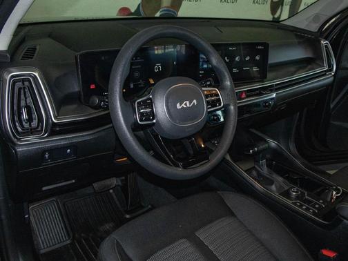 Ebony Black 2025 Kia Sorento LX