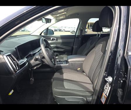 Ebony Black 2025 Kia Sorento LX