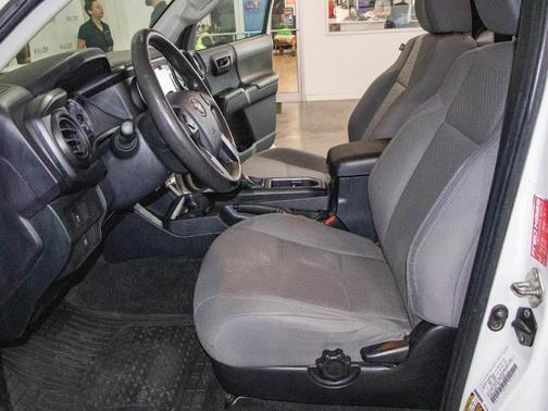 2020 Toyota Tacoma SR