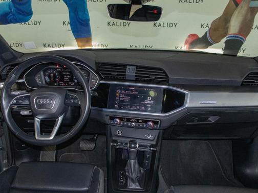 2022 Audi Q3 45 S line Premium Plus