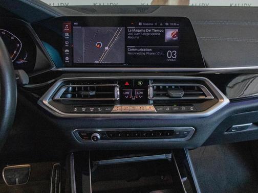 2020 BMW X5 M50i