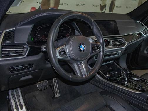 2020 BMW X5 M50i