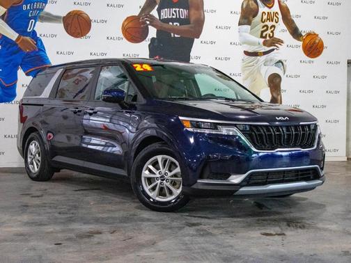 2024 Kia Carnival LX