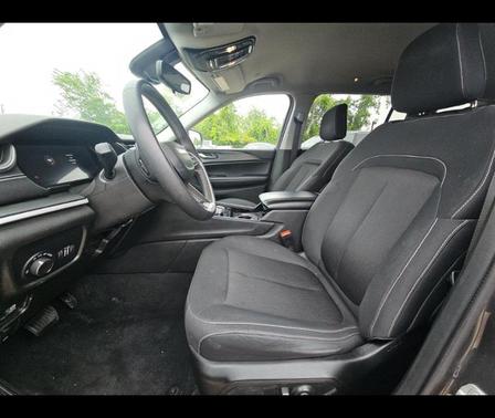 Metallic 2023 Jeep Grand Cherokee L Laredo
