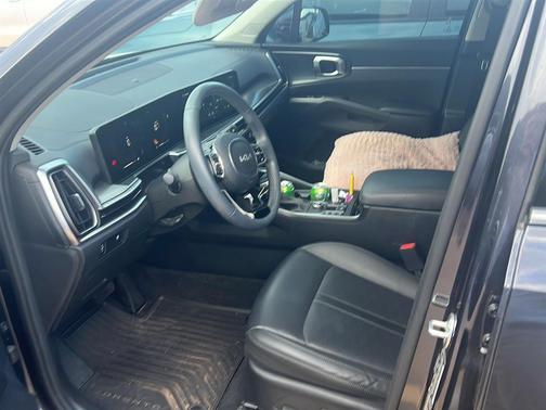 Metal 2025 Kia Sorento S