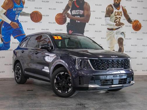 Metal 2025 Kia Sorento S