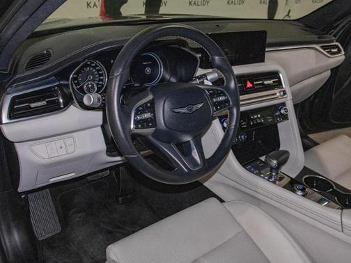 2024 Genesis G70 2.5T