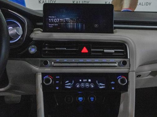 2024 Genesis G70 2.5T