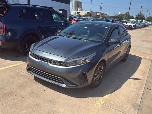 Gravity Gray 2023 Kia Forte LXS