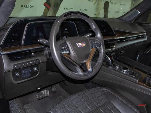 2024 Cadillac Escalade Sport Platinum