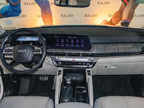 Glacial White Pearl 2024 Kia Telluride SX