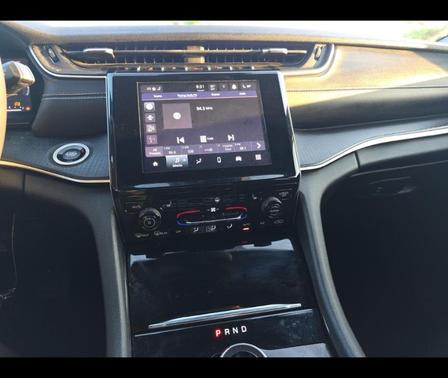 Diamond Black 2023 Jeep Grand Cherokee L Laredo