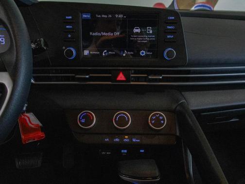 Amazon Gray 2025 Hyundai ELANTRA SE