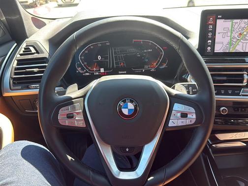 Mineral White Metallic 2023 BMW X3 xDrive30i