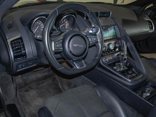 2019 Jaguar F-TYPE Base