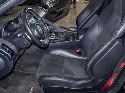 2019 Jaguar F-TYPE Base