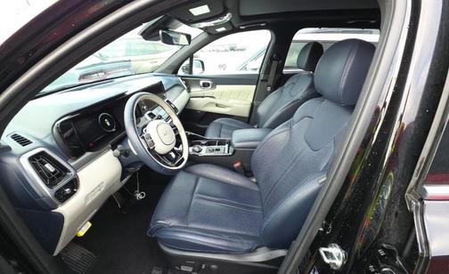 2023 Kia Sorento Plug-In Hybrid SX Prestige