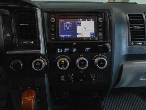 2019 Toyota Sequoia Platinum