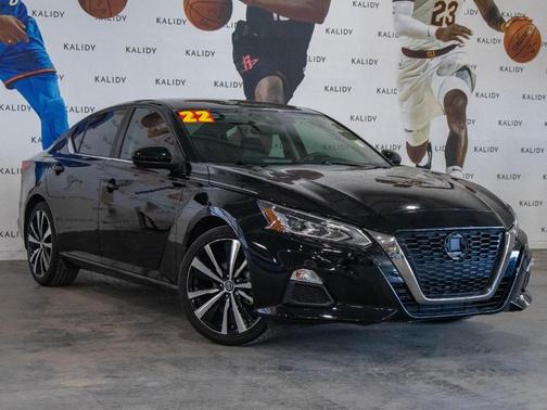 2022 Nissan Altima 2.5 SR