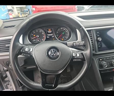 2019 Volkswagen Atlas 3.6L SE w/Technology
