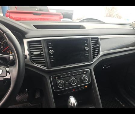 2019 Volkswagen Atlas 3.6L SE w/Technology