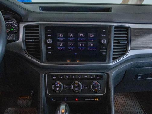 2019 Volkswagen Atlas 3.6L SE w/Technology