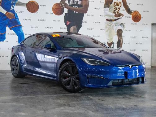 2023 Tesla Model S Plaid