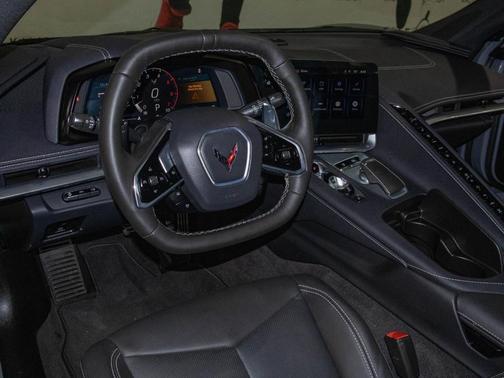 2024 Chevrolet Corvette Stingray w/2LT