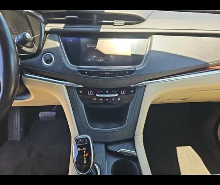 2018 Cadillac XT5 Luxury