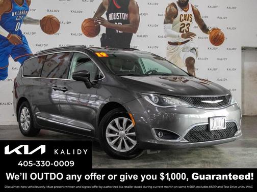 2019 Chrysler Pacifica Touring-L