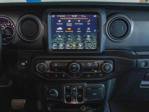 Black Clearcoat 2022 Jeep Gladiator Sport