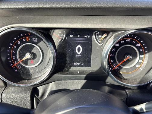 2022 Jeep Gladiator Sport