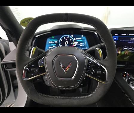 Arctic White 2023 Chevrolet Corvette Stingray w/3LT