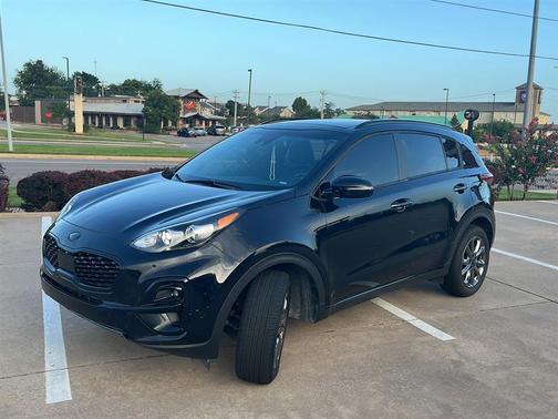 Black Cherry 2021 Kia Sportage S