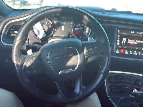 2018 Dodge Challenger 392 Hemi Scat Pack Shaker