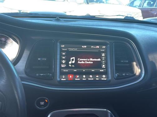 2018 Dodge Challenger 392 Hemi Scat Pack Shaker