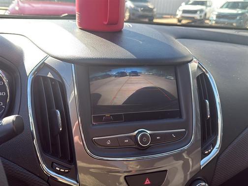 2019 Chevrolet Cruze LS