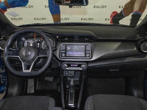 2020 Nissan Kicks SV