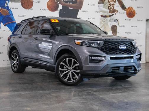 2022 Ford Explorer ST-Line