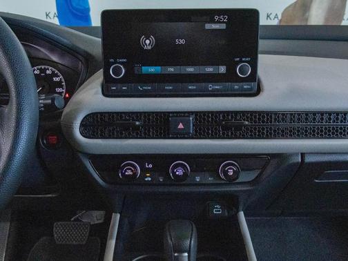 Pearl 2025 Honda HR-V LX