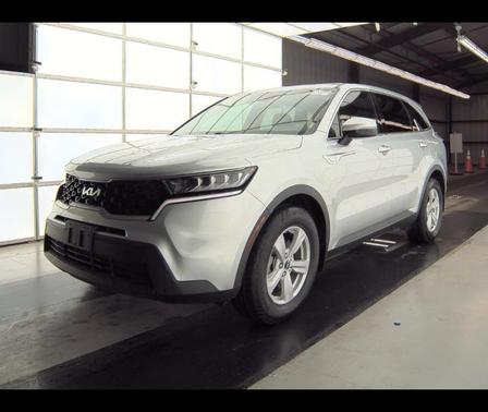 2022 Kia Sorento LX