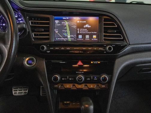 2020 Hyundai ELANTRA Sport