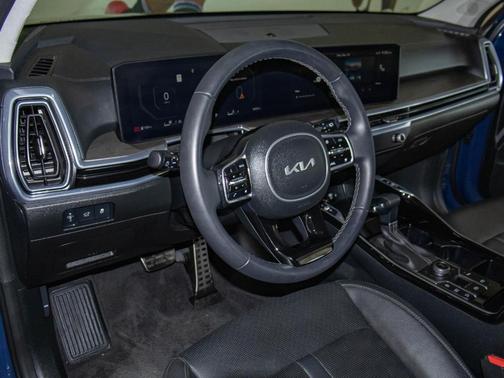 2025 Kia Sorento SX