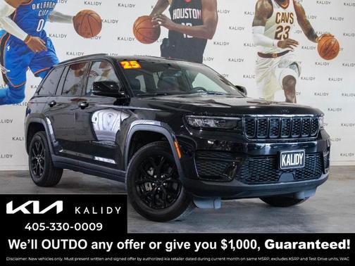 2025 Jeep Grand Cherokee Laredo