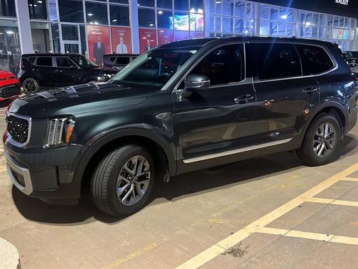 2024 Kia Telluride LX