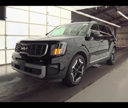 Ebony Black 2025 Kia Telluride S