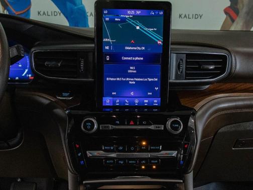 2022 Ford Explorer King Ranch