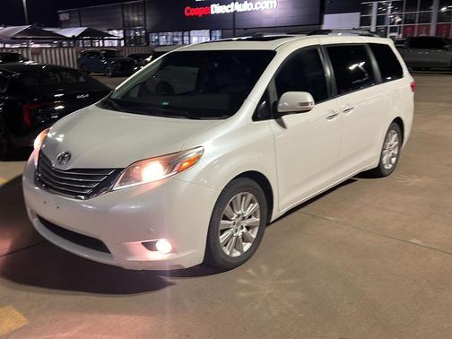 2016 Toyota Sienna 